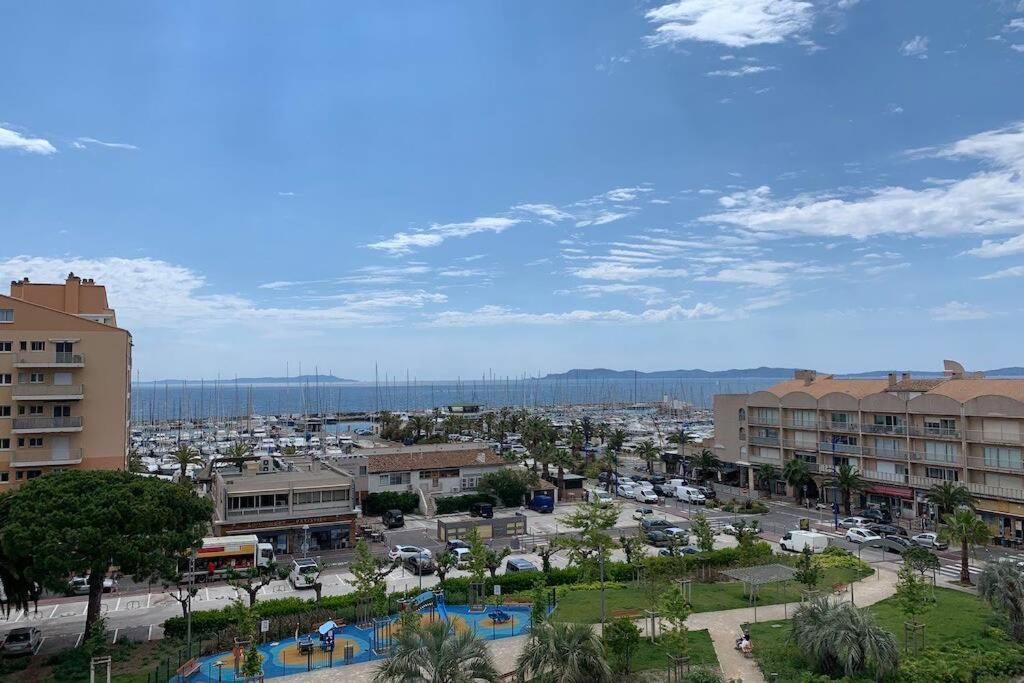 L'Effet Mer, Duplex Sur Le Port Avec Ses 2 Terrasses Vue Mer Hyères Buitenkant foto